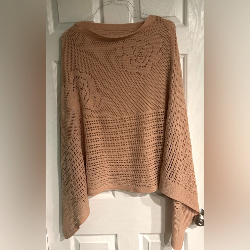 Cruise Club Poncho Pullover Lightweight Knit Women’s One Size